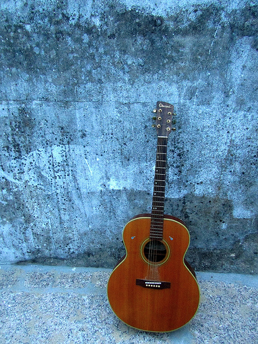 Et ma guitare by JoseAngelGarciaLanda